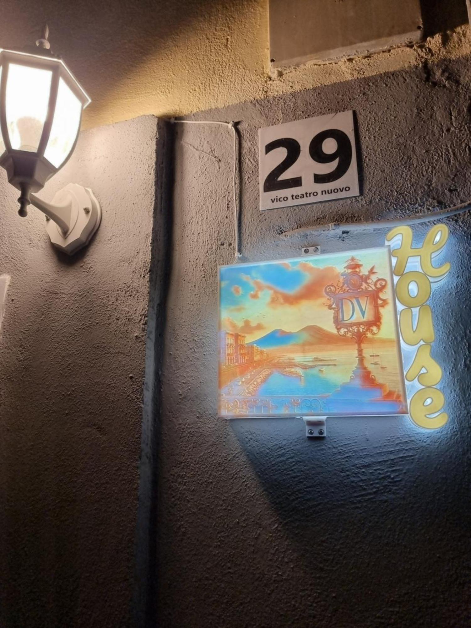 Dv House Via Toledo Quartierispagnoli เนเปิลส์ ภายนอก รูปภาพ